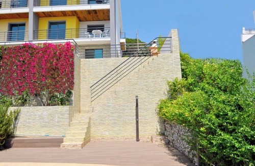 Zambujal Haus | Serene house 2 minutes from Sesimbra beach, very quiet.