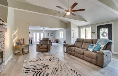 Clarkridge Haus | Serene Lakefront Mountain Home Getaway with Atrium!