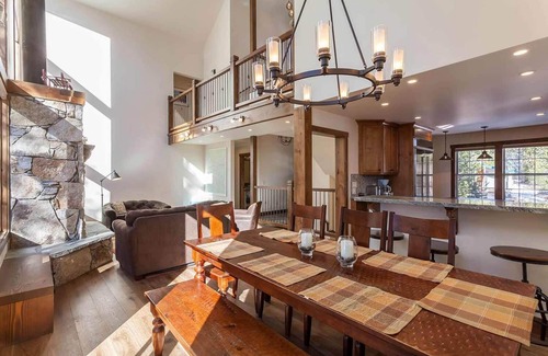 Serene Lakes Haus | Serene Lakes - Wonderful Waterfront Family Escape