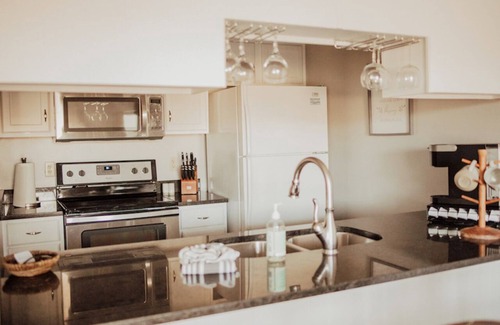 Table Rock Eigentumswohnung | Serene on 17 Pointe Royale Walk-In Condo, Water Views