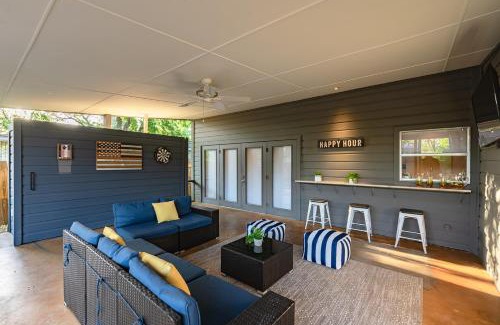 Shearer Hills - Ridgeview Haus | Serene Pool & Firepit In Stunning Home By Airport