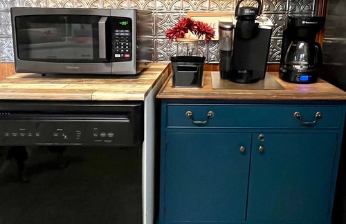 Millerville Haus | Serene Retreat near Cheaha State Park ~ Mountain Views ~ Pet-Friendly