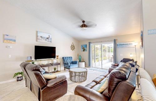 Sebastian Highlands Haus | Serene Sebastian Escape