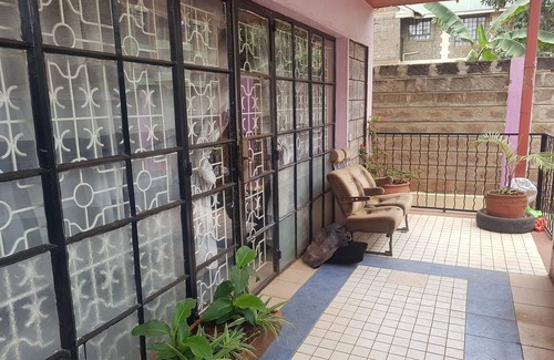 Kasarani Haus | Ruhiger sicherer Bungalow in einer freundlichen Nachbarschaft