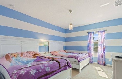 Sunridge Woods Villa | SERENE Villa With Private Pool - NEW LISTING