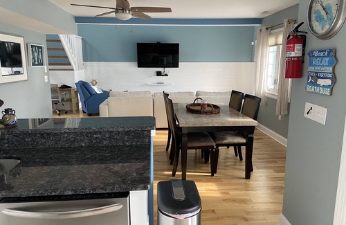 Beach Haven West Haus | Serene Waterfront Family Water Front Property