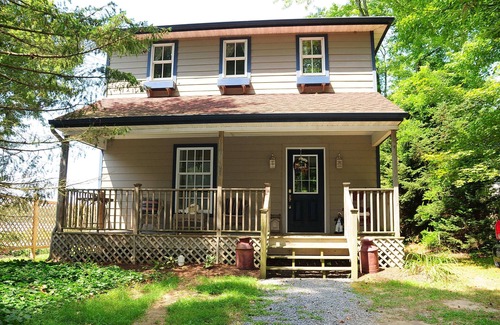 Rock Hall Haus | Serene Waterfront Cottage mit Dock und herrlichem Blick.