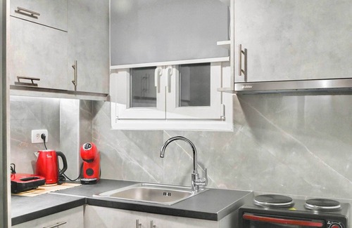 Kamari Wohnung | Serenite Santorini 2 Bd Getaway and Stunning Sea View