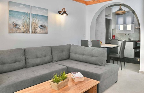 Kamari Wohnung | Serenite Santorini 2 Bd Getaway and Stunning Sea View