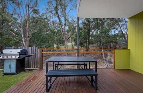 Ridgeway Haus | Serenity at Ridgeway Retreat - Relax, Hike, Bike