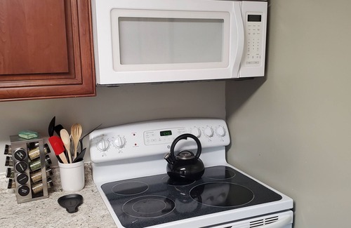 Westbrook Haus | Serenity between the lakes and seashore