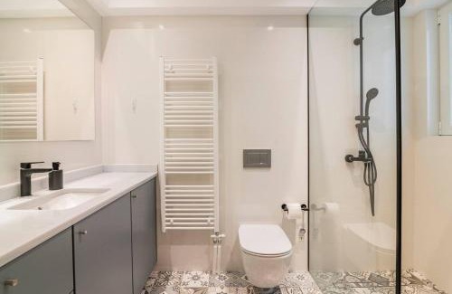 Kifisia Wohnung | Serenity & Luxury - Elegant Renovated 2BR in Kifisia Center