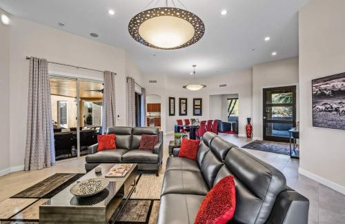 Crown View Estates Final Haus | Serenity Peaks- Gorgeous Pet Friendly Villa in Scottsdale with Pool, Spa, and Bikes