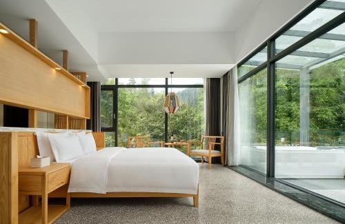 Wulingyuan Haus | Serenity Valley - Zhangjiajie National Forest Park