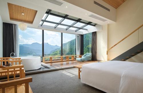 Wulingyuan Haus | Serenity Valley - Zhangjiajie National Forest Park