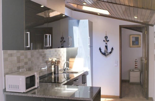 Sesimbra Wohnung | Sesimbra Beach 15 m'away, charming apartment, sea view terrace, historic heart