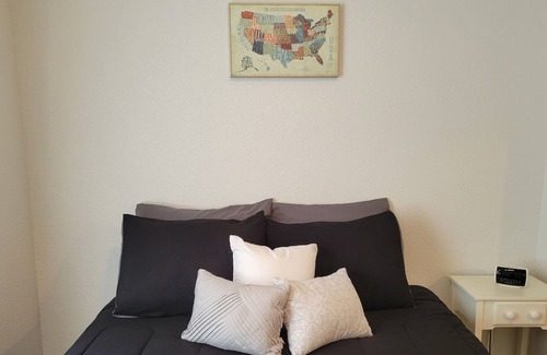 Mead Wohnung | "Settle into the Front Range on Settler Ridge Dr."