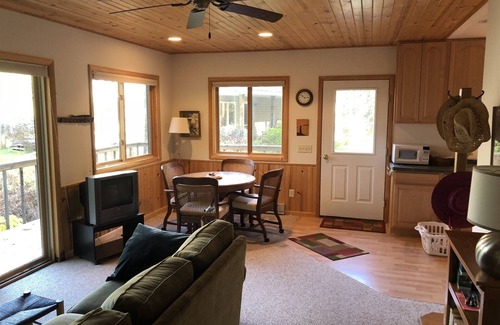 La Pointe Haus | Seven Hearts - Family Home with Guest House and Lake Superior Access!