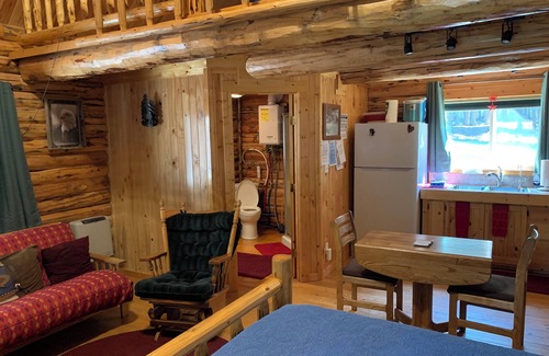 Troy Kabine | Sha Bär Kabine, auf dem Yaak RIVER ~ Ruhig, Romantische Kabine Platz für bis zu 4