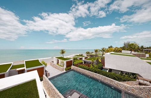 Khuekkhak Villa | Luxuriöse Poolvilla am Strand (B01)