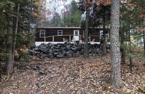 Iron River Haus | Shady Maple Retreat-Cozy, Quaint and close to everything Northwoods!