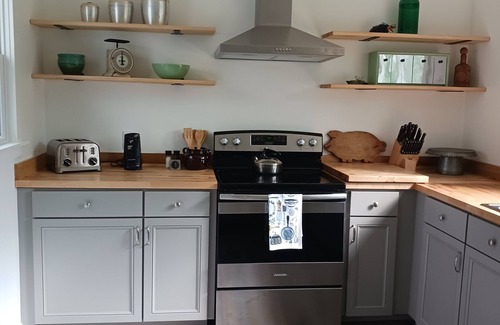 Talladega Hütte | Shady Oaks Charming 2-bedroom cottage in Talladega