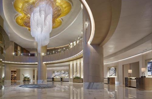 Bonifacio Global City Hotel | Shangri-La The Fort, Manila