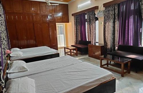 Faizabad Wohnung | Shantiniketan - Comfortable Stay in Ayodhya