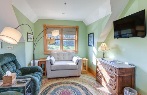 Surry Wohnung | Shared Dock and Fire Pit Peaceful Surry Studio!