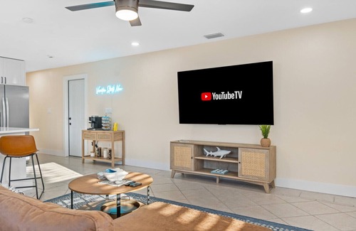 Cocoa Beach Haus | Shark Tank Cocoa Beach 4 2BR Units 8BR Total Each Sleeps 5 Walk to Beach