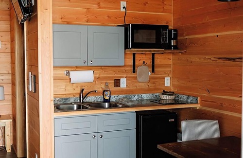Shell Kabine | Shell Campground & Cabins