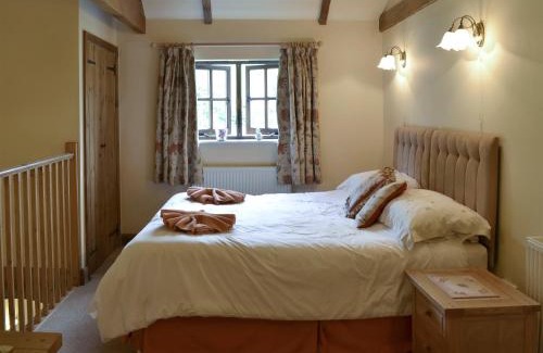 East Meon Haus | Shepards Den