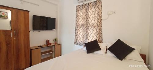 Perungalathur Haus | SHI's Agam Bed & Breakfast at Chennai