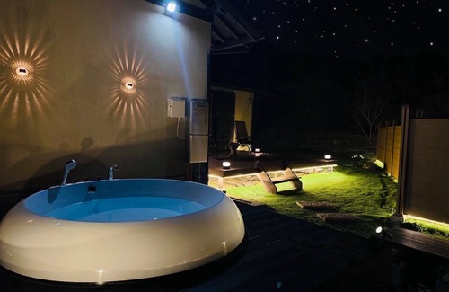 Itoshima Villa | Shikino-an Itoshima 1300 ㎡ Panoramic open-air bath in the great nature! Parking 5+ Sauna Dedicated BBQ Pets allowed