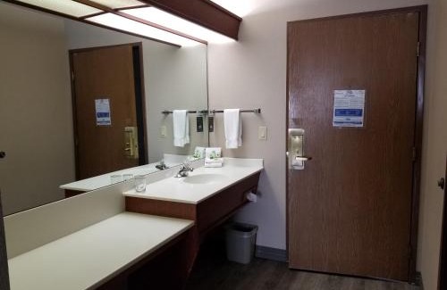 Salem Hotel | Shilo Inn Suites Salem