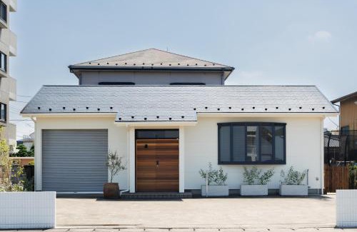 Kisarazu Haus | shimagumi house 海のそばの小さな貸切り宿