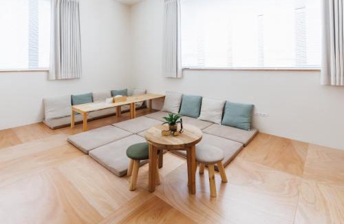 Kisarazu Haus | shimagumi house 海のそばの小さな貸切り宿