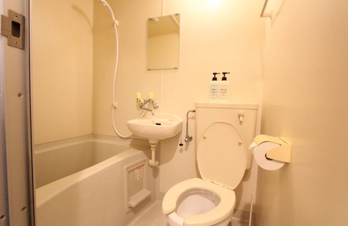 Honmachi Wohnung | Shinjuku 1-Stop! Walk to Hatsudai/4-Person Stay with Wi-Fi (B)