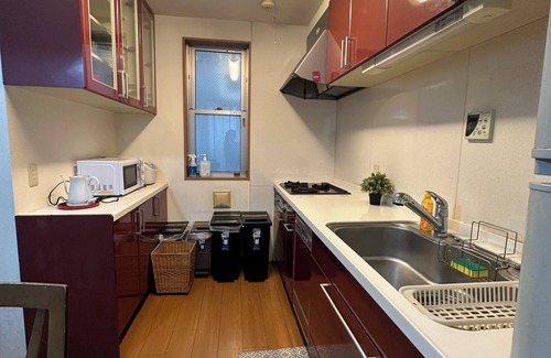 Hyakunincho Haus | Shinjuku 120 sq.m. house/3 min walk from JR Shin-Okubo station/2 bathrooms, 2 toilets, parking/10 min walk from Kabukicho