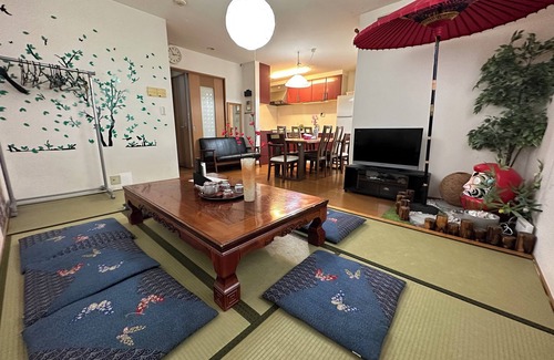 Hyakunincho Haus | Shinjuku 120 sq.m. house/3 min walk from JR Shin-Okubo station/2 bathrooms, 2 toilets, parking/10 min walk from Kabukicho