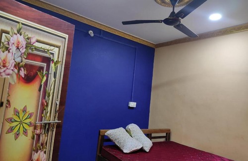 Paliyem Haus | Shiva Parvati Krupa BK