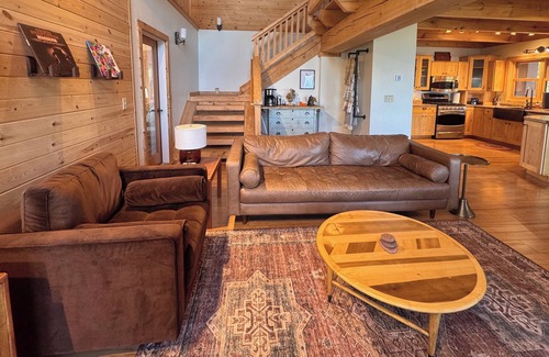 Herbster Haus | Shooting Star | Stylish Cabin on the Big Water