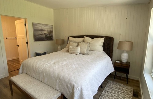 Lake Wissota Hütte | Shoreline Cottage on Lake Wissota is excited to host you and your guests.