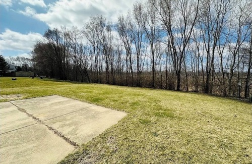 Aurora Haus | Showstopper: 5 BR+, 3.5BA