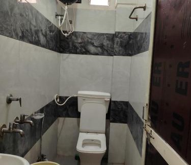 Ujjain Haus | Shree Ayodhya Guest House
