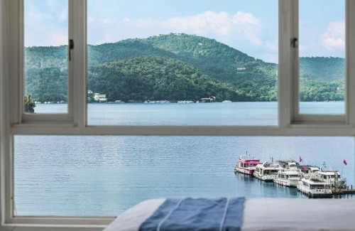 Yuchi Haus | Shui Yang Lakeview House with Elevator