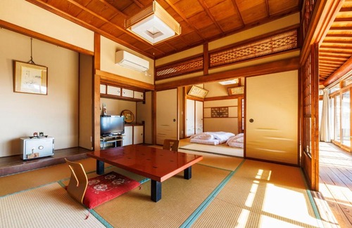 Ome Haus | Shukubo Komadori-Sanso