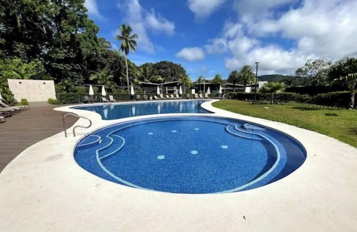 Herradura Haus | Si Es Vida Beach House