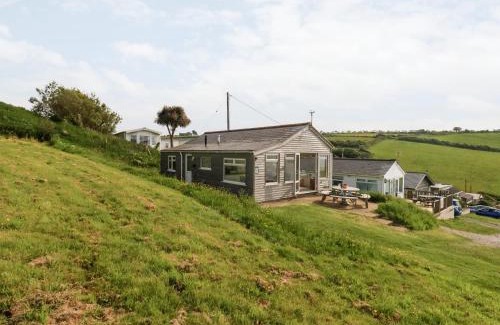 Eype Haus | Siesta Chalet