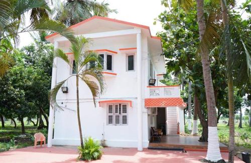 Walajabad Haus | Siesta Inn - Lake view
